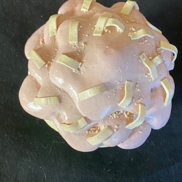 Resin Large Celebratory Sprinkle Top Cupcake Birthday Trinket Box w/FREE Votive - Picture 10 of 10